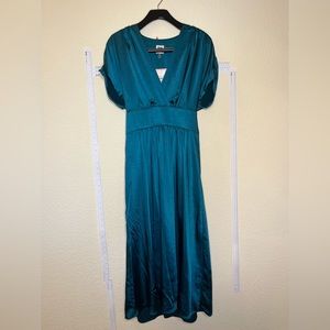 NWT Anne Klein Dresses | Emerald Green Silky Midi Dress | Color: Green Size: 10